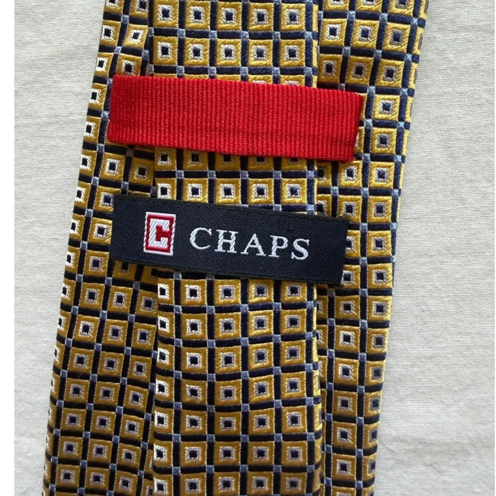 Chaps by Ralph Lauren Mens Silk Necktie Gold Geometric Square Pattern Handmade